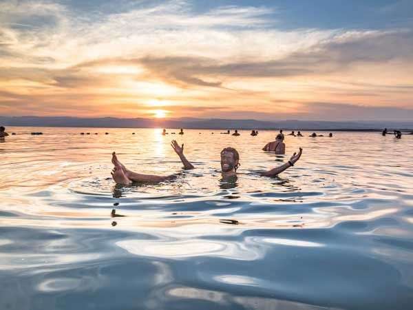 dead sea floating 